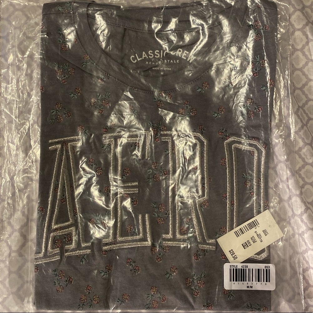 Aeropostale t shirt